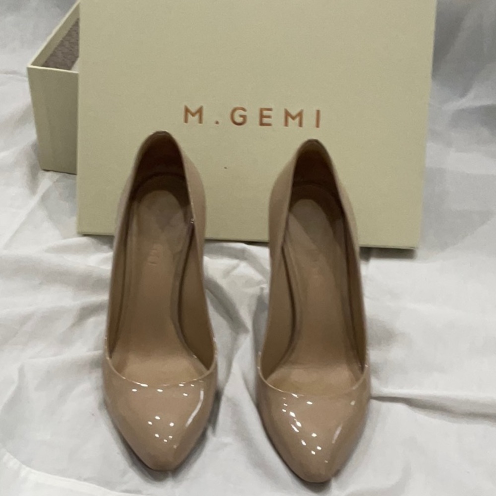 M. Gemi Women's Lustro Patent LeatherTan Pumps